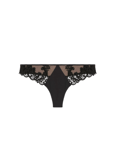 Simone Pérèle Saga Tanga Tattoo