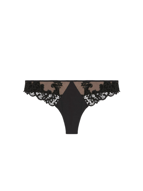 Simone Pérèle Saga Tanga Tattoo