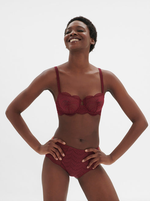 SIMONE PÉRÈLE Taillenslip Skin Rosé KARMA Spinellrot