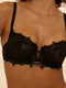 Simone Perele Außenträger-BH aus der Serie „Idole“