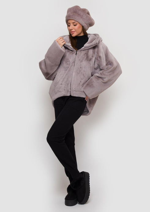 Weiche Eco-Kunstpelzjacke mit Kapuze