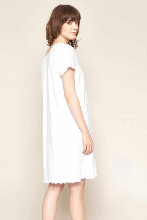 Féraud Nightdress – Romantic Lace, with dropped shoulders