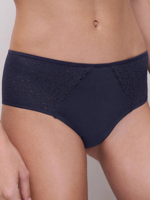 Chantelle Norah Marineblau Shorty